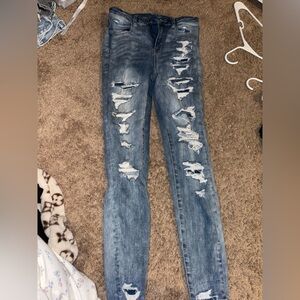 American Eagle Outfitters high rise Distressed Skinny Jeans in Light Blue size 6